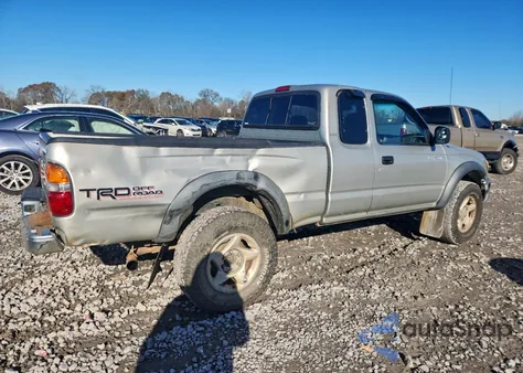 2002 Toyota Tacoma Xtracab Prerunner z USA, uszkodzony, nr VIN 5TESM92N42Z004646
